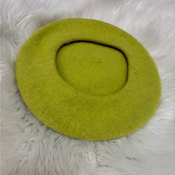 Free People Chartreuse Beret NWT - Picture 4 of 8